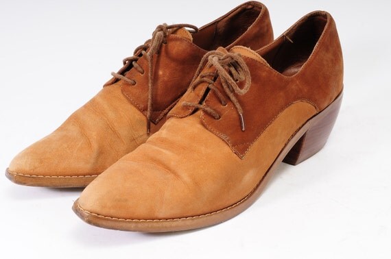 Pina Calada Size 8 Short Shoes