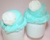 Bath Cocktail Bubbling Bath Salts and Sugar Scrub in Gentle Rain