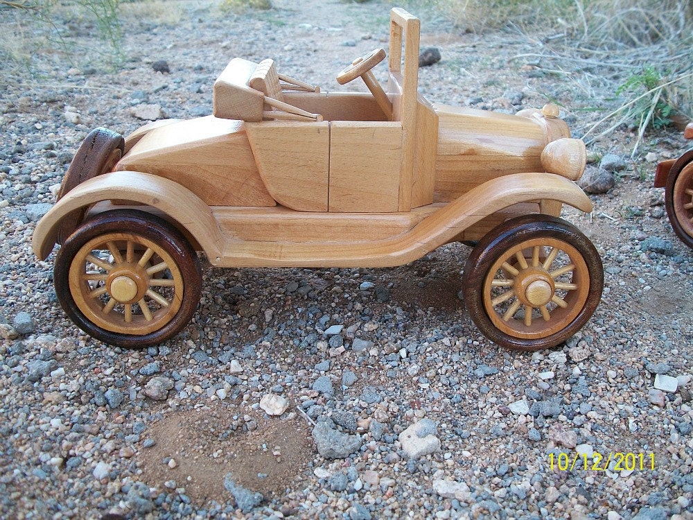 1921 Model T Ford Vintage Car Collectible Toy