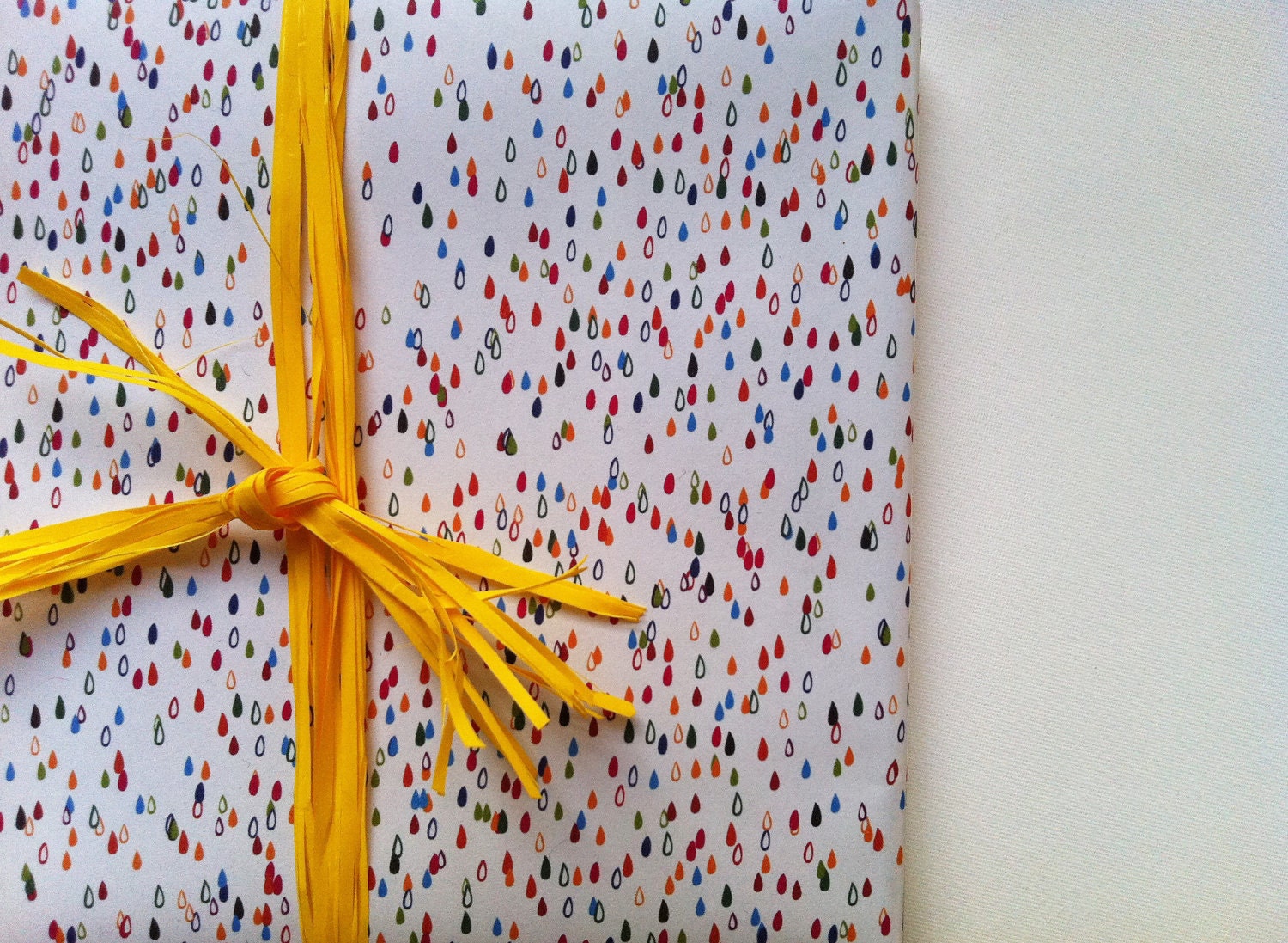 Colored rain and Happy boston wapping paper - Printable pdf file download