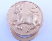 Vintage Gold Scarf Clip Gold Scarf Ring Bull Scarf Clip Bull Embossed Scarf Ring Gold Medal Scarf Round Clip Vintage Scarf Ring Medallion