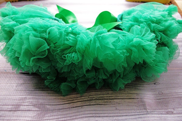 Emerald Green Pettiskirt / Tutu Photography Prop Newborn- 6 month Size Ready to ship