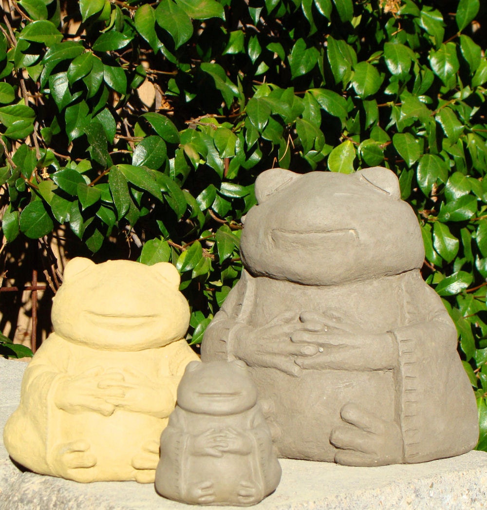 MEDITATING BUDDHA FROGS (Set/3) Solid Stone Original Garden Artwork (ao)