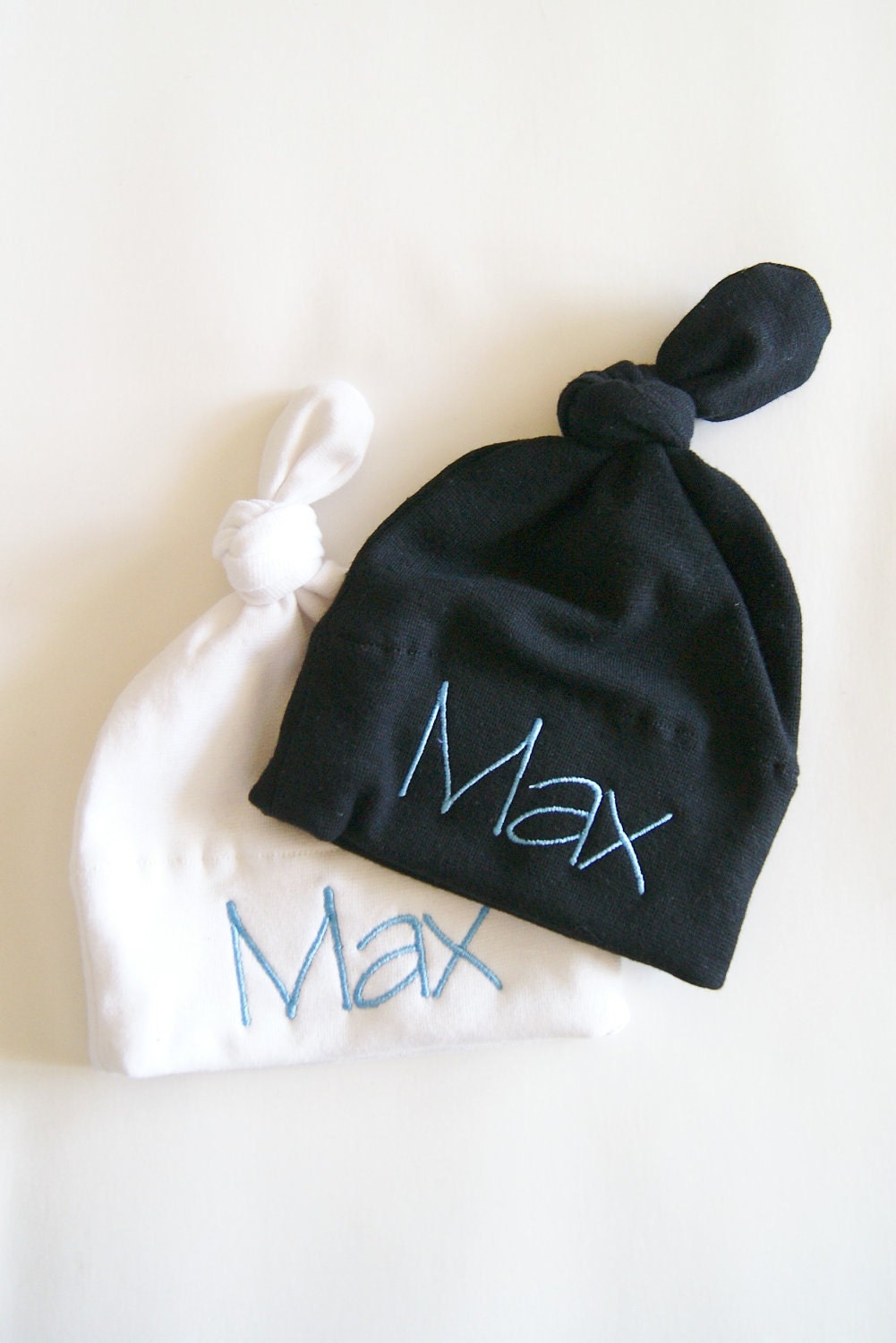 Set of 2 personalized baby hats