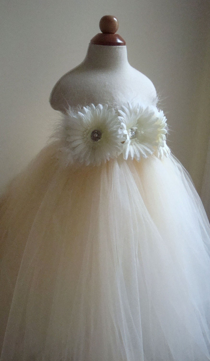 Flower girl dress Ivory, Champagne tutu dress, daisies, baby tutu dress, toddler tutu dress, newborn-24, 2t,2t,4t,5t, birthday