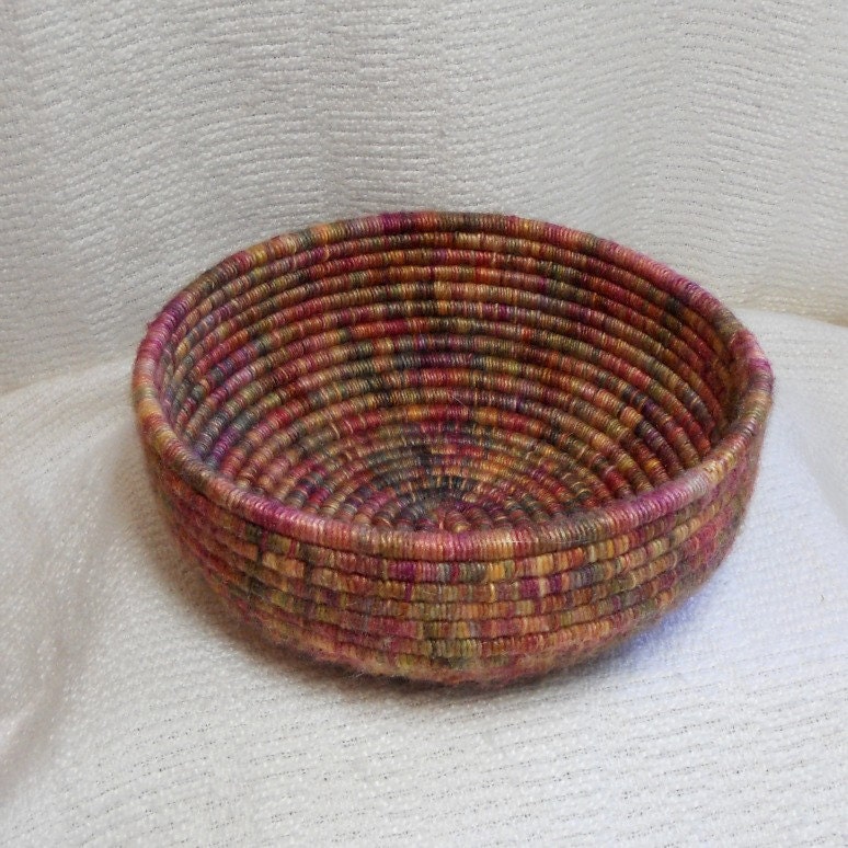 E159 Coiled Basket - Closed Coiled Technique