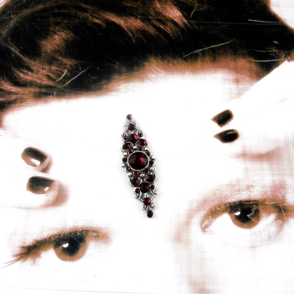 Bindi - Antique Silver & Siam Red - Sarasvati's Dream Deluxe - Goddess Collection