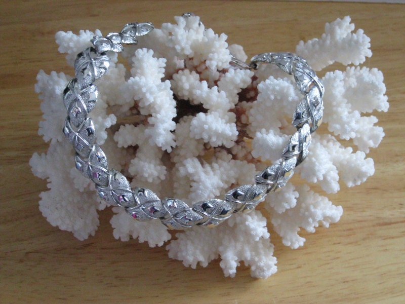 Coro Silver Tone Necklace Vintage
