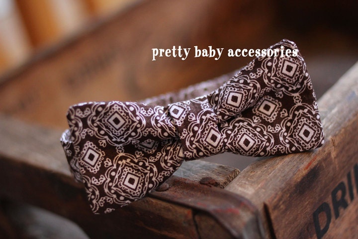 Brown & White Damask Boys Bow Tie