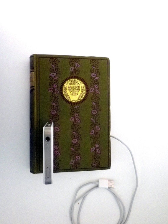 Antique Alexander Pope Poetry Book Charging Dock for iPhone and iPod