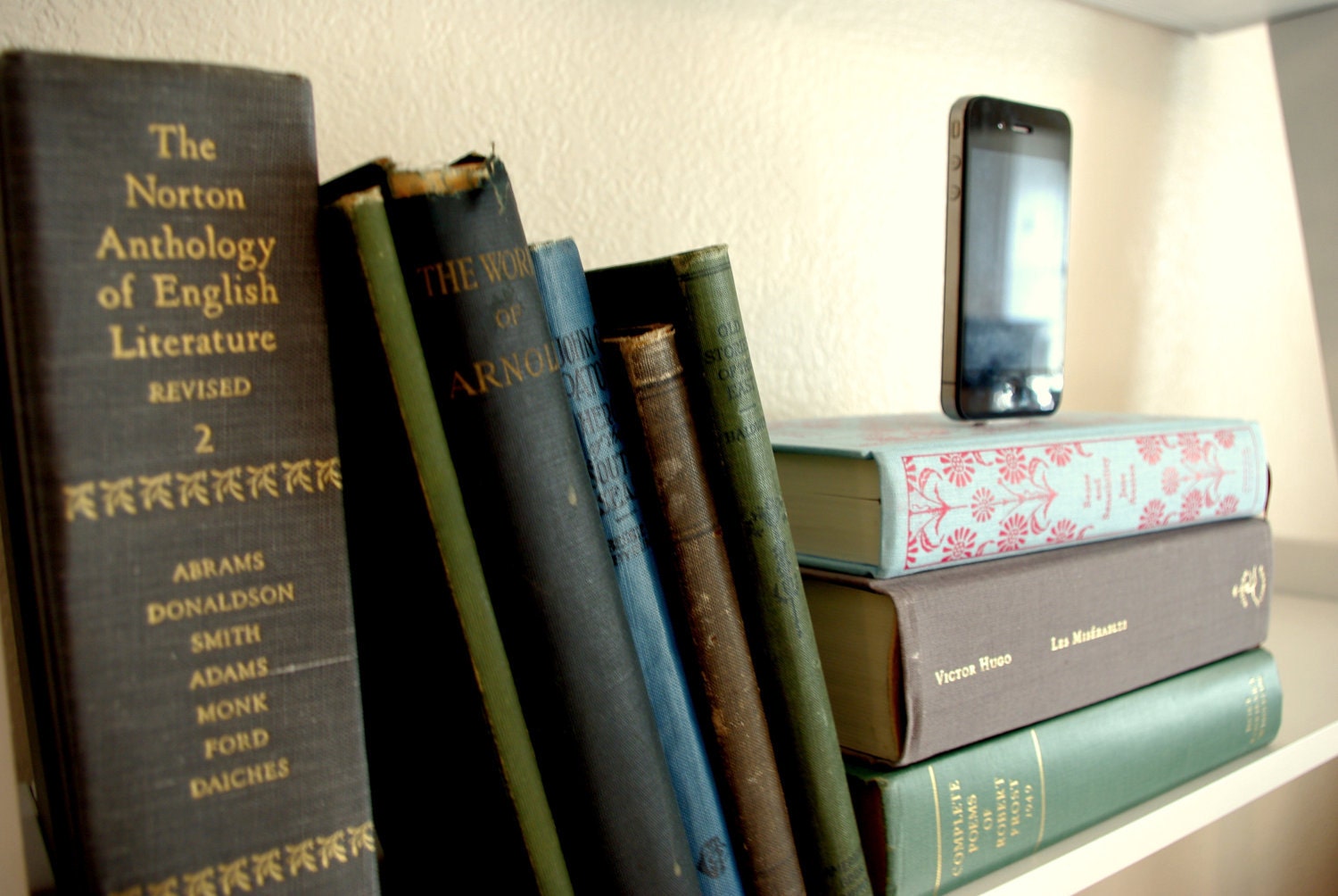 Jane Austen's Sense and Sensibility booksi iPhone and iPod -Cloth