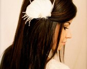 Turle White Goose Ostrich Feather Vintage Rhinestone Fascinator Hair Clip