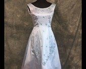 Vintage prom or bridesmaid dress, Sweet baby blue, M, 1960 NOS