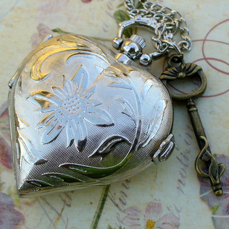 Steampunk BIG HEART Necklace