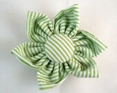 Dog Flower or Bow Tie - Green Seawater Seersucker