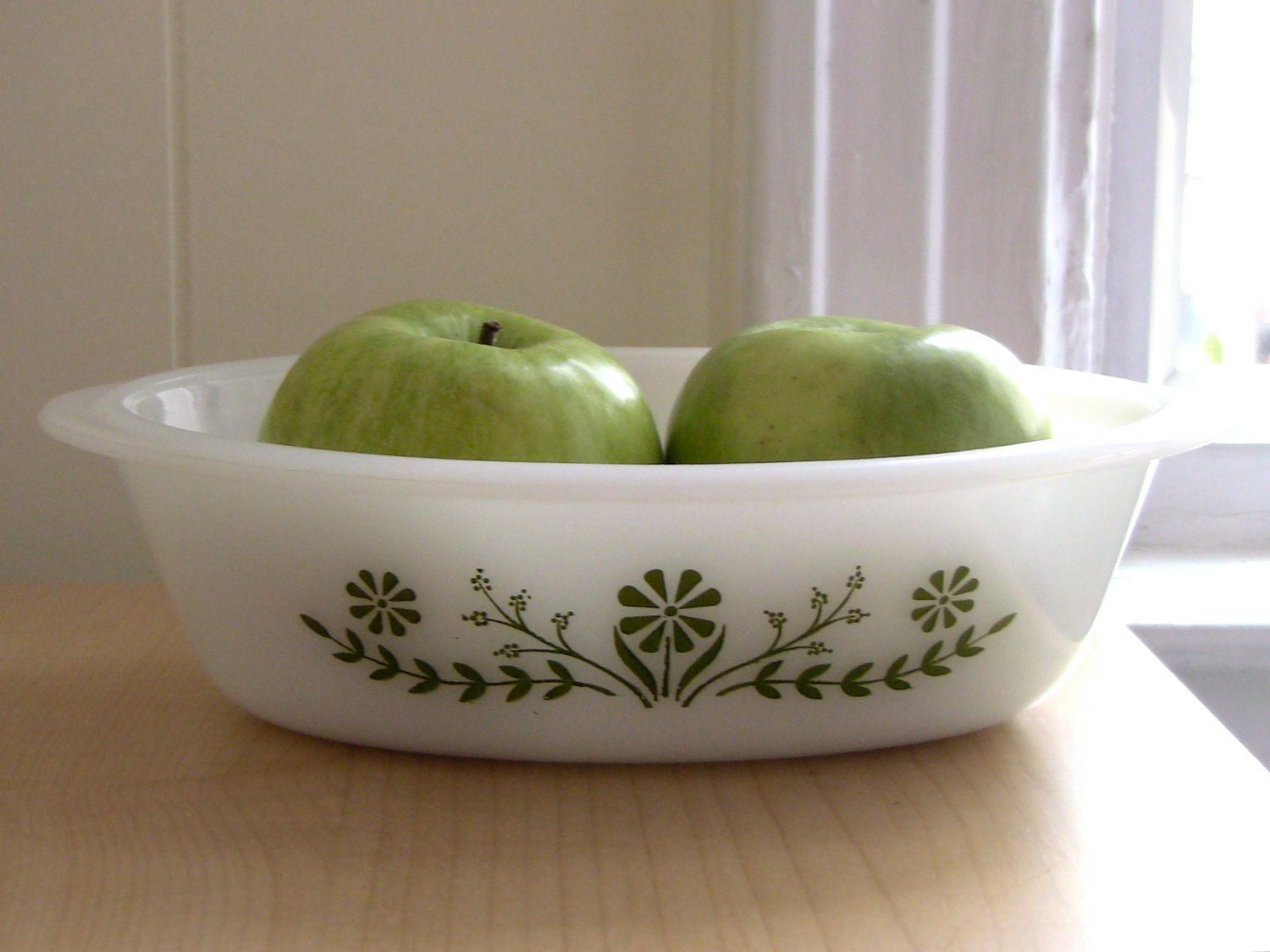 Glasbake Green Daisy Baking Dish