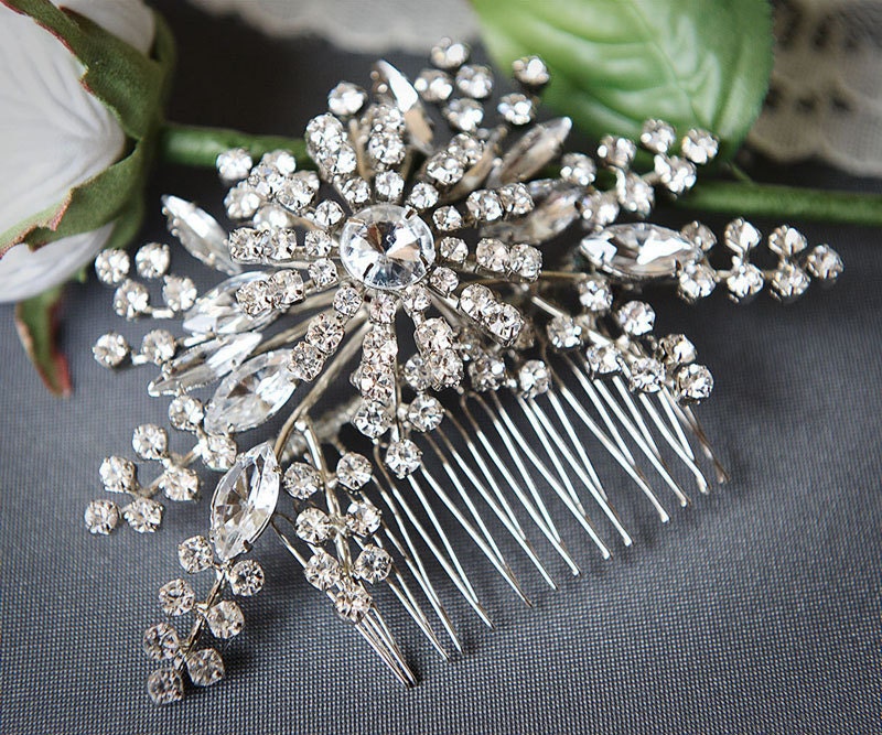 FANCY, Wedding Hair Comb, Crystal Bridal Hair Comb, Vintage Inspired Bridal Hair Accessories, Art Deco Oval Rhinestone Wedding Jewelry