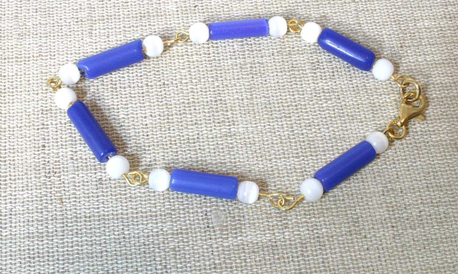 Blue Ceramic with White Cat's Eye Beads Bracelet