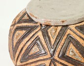 Clay jar with lid