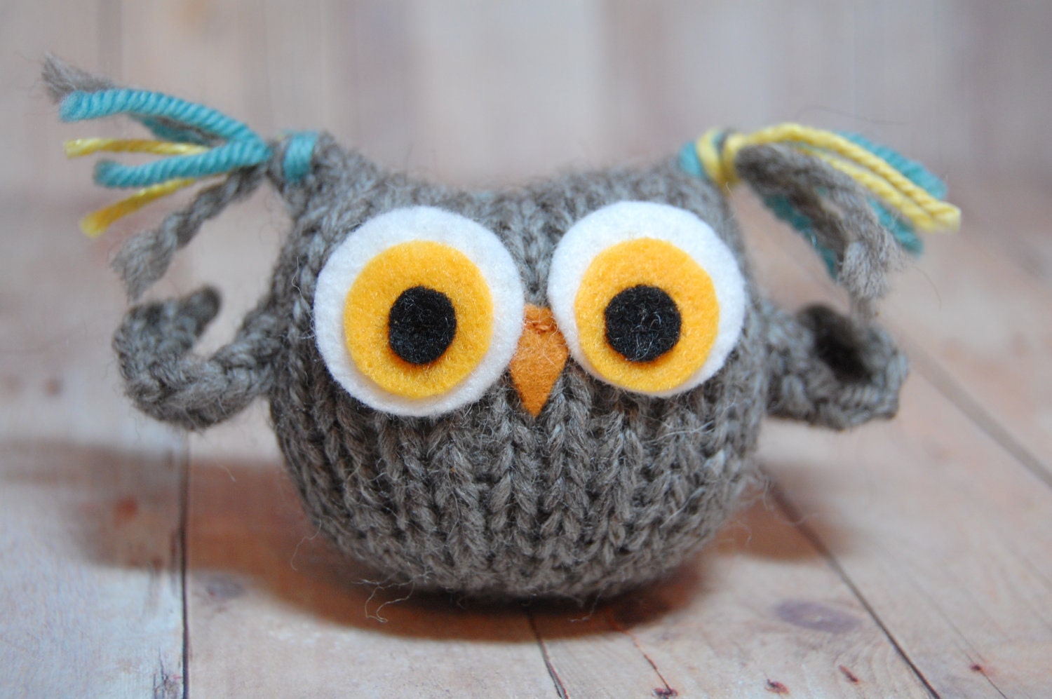 Owl Knit Plush Waldorf Toy - Tufty Owl - Gray Toy Bird - Woodland Natural Fibers Nursery Decor- Soft Toy for Children