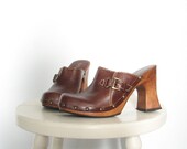 Brown Leather Clogs by MIA / Brass buckles and Rivets / Size 5M Us / 35 Eur - jackandtilly