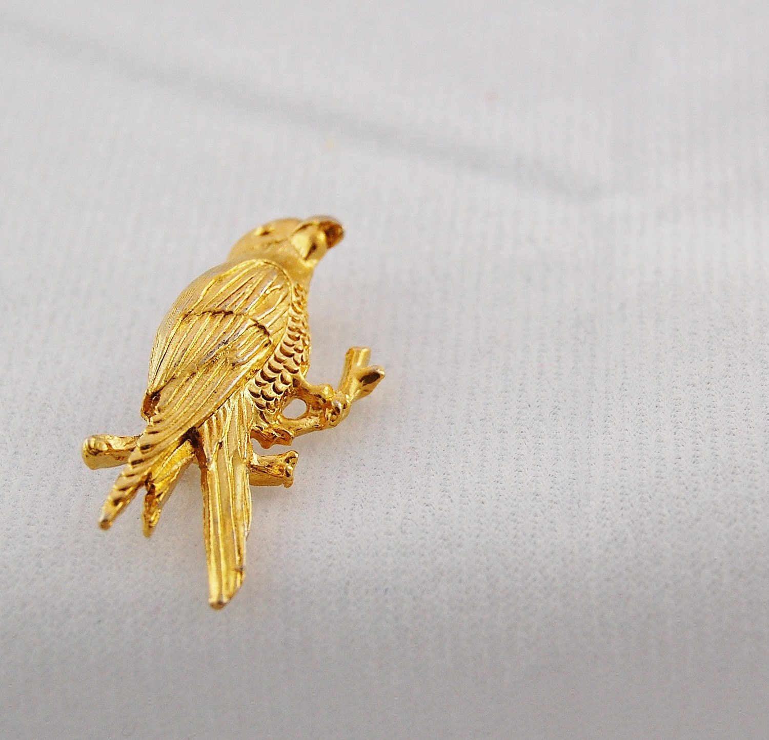 Vintage Gold Tone Parrot Brooch