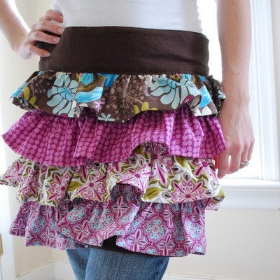 pretty ruffled apron PATTERN with pockets, Sydnee Apron