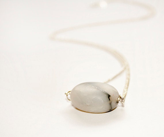 Winter style Minimalistic necklace pearl grey and white marble imitation Israel jewelry boho style gems minimalism - NESWeddingGarden