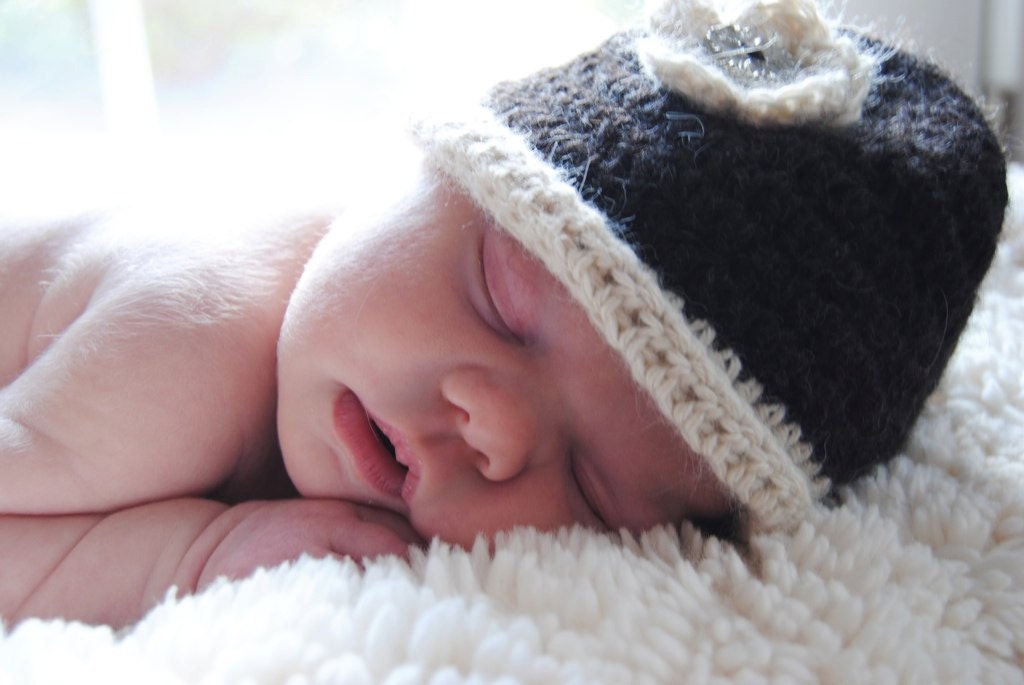 Undyed Alpaca Baby Hat with Flower