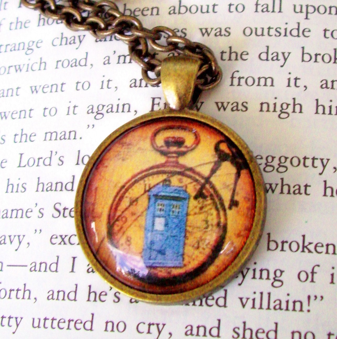 Steampunk Necklace (N103) - TARDIS under Glass Cabochon Pendant with Chain - Doctor Who