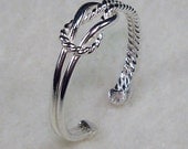 TOE Ring Mini Celtic Love Knot Adjustable with Shinny and Twisty Sterling Silver