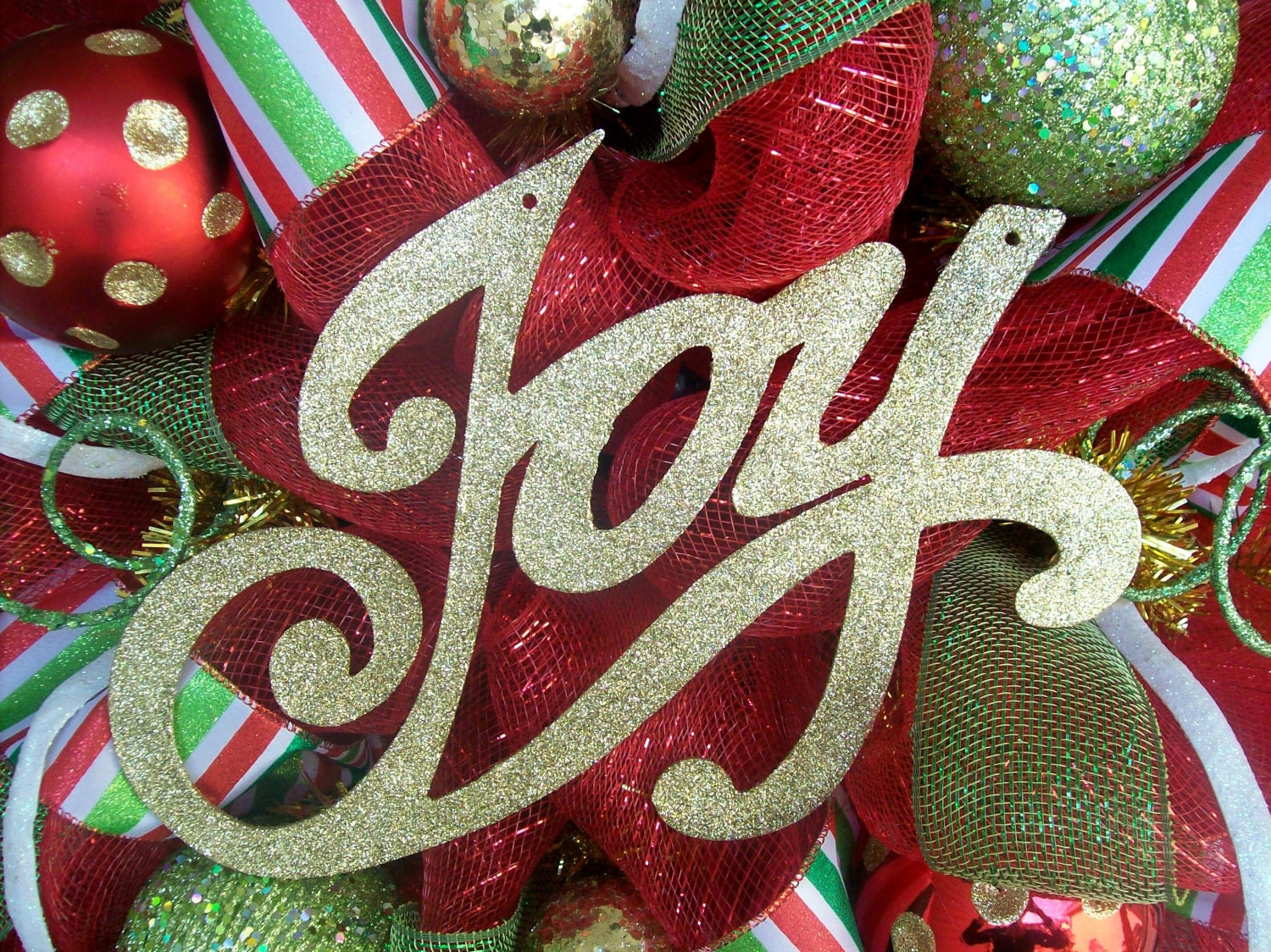 Holiday Fun Christmas Mesh Wreath