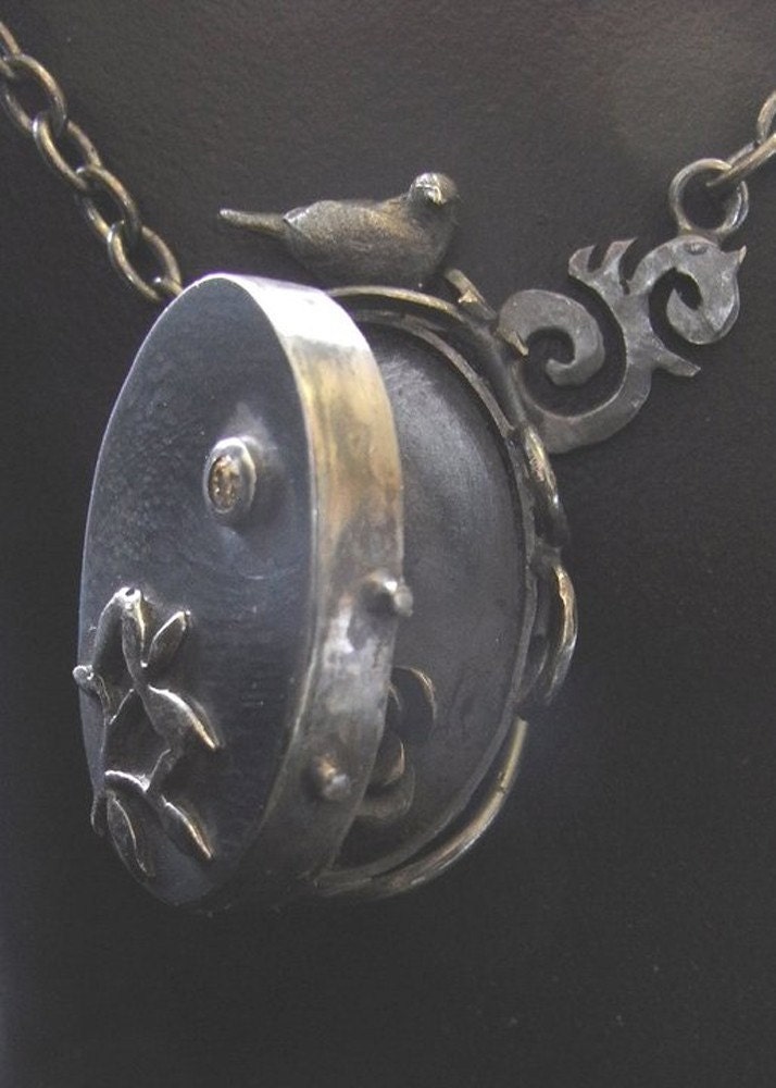Sweet little Oxidised Silver Oval Dove Locket Bird Keepsake Diamond Goth