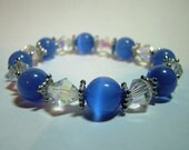 Blue Cats Eye & Glass Iridescent Stretchy Bracelet