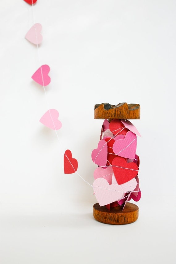 Valentine's Day Decoration - Paper Heart Garland - Red / Fuchsia / Pink / BabyPink