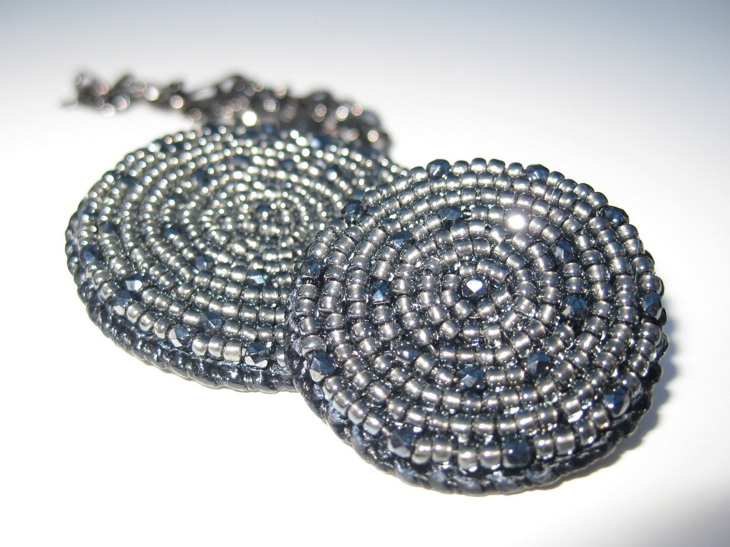Reserved-gun metal shoe jewelry and anklet