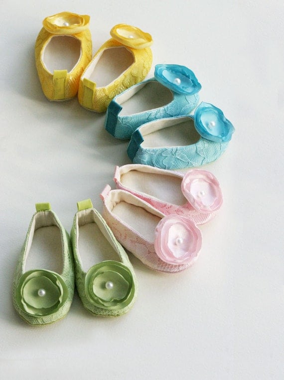 Ballet Slipper 14 colors avail - Pastel Baby Shoes - Green, Pink, Turquoise & Yellow Lace and Satin - Toddler Sizes too - Baby Souls