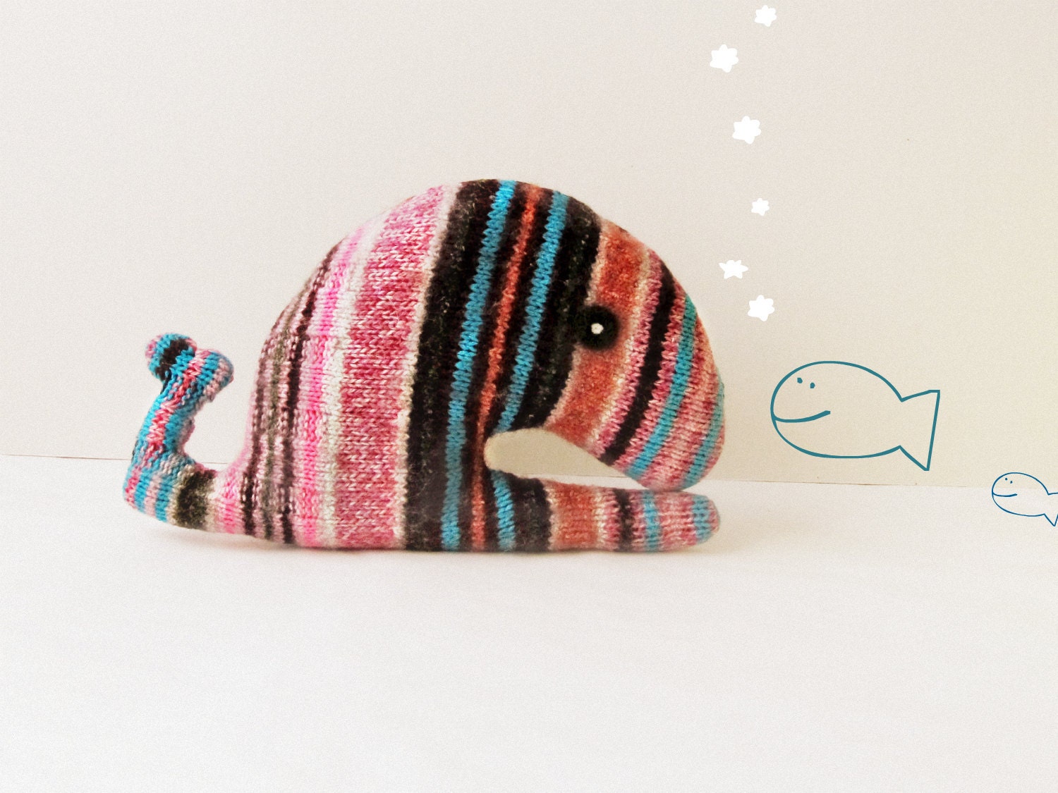 Upcycled whale striped - Soft and cuddling plushies - theYarnKitchen