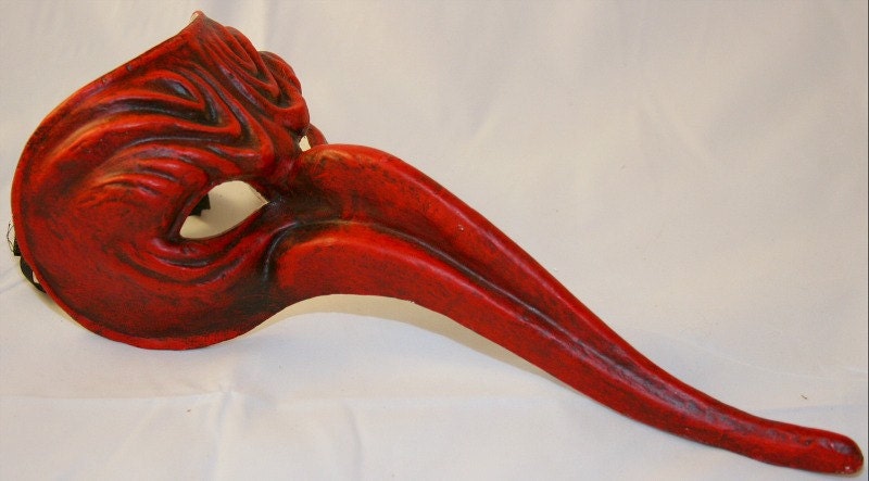 Red Gothic Halloween Mask - Bird Mask - Commedia Dell'Arte - Venetian Masquerade Mask