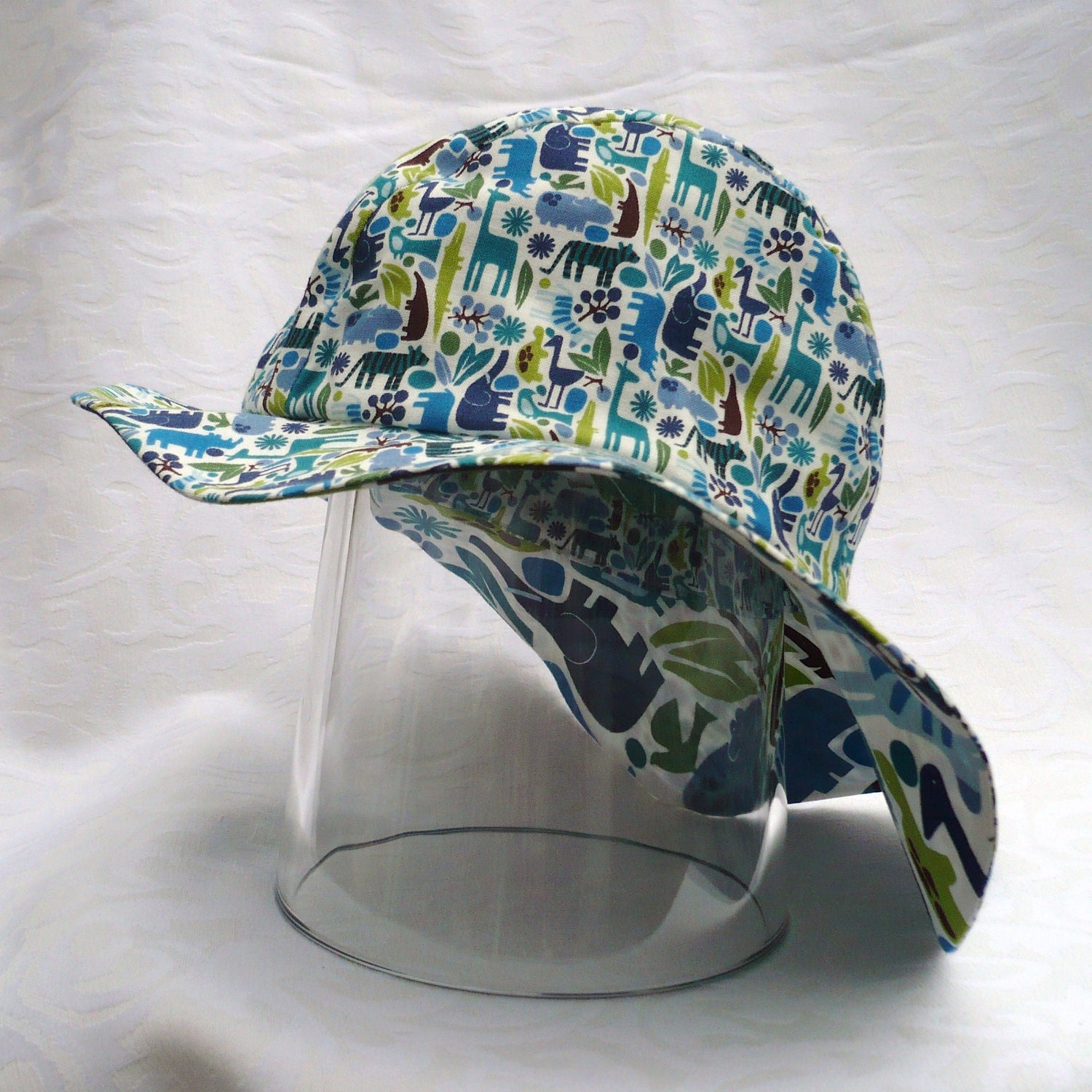 Revesible hat, Blue Zoo. Retro, vintage inspired, sun hat, summerhat, 50 cm
