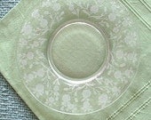 Depression Era to 1940's, Clear, Etched, plate or dish, Pretty, Romantic Daisies,Vintage