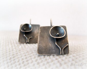 Silver earrings, flower, oxidized, minimalistic, modern, sterling, elegant