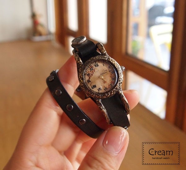 Vintage Watch. Handstitch. Leather Band ///////// Handcraft Watch ///////// Sid