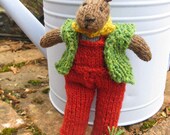 Bayley the Gardener Bunny Rabbit knitting pattern pdf