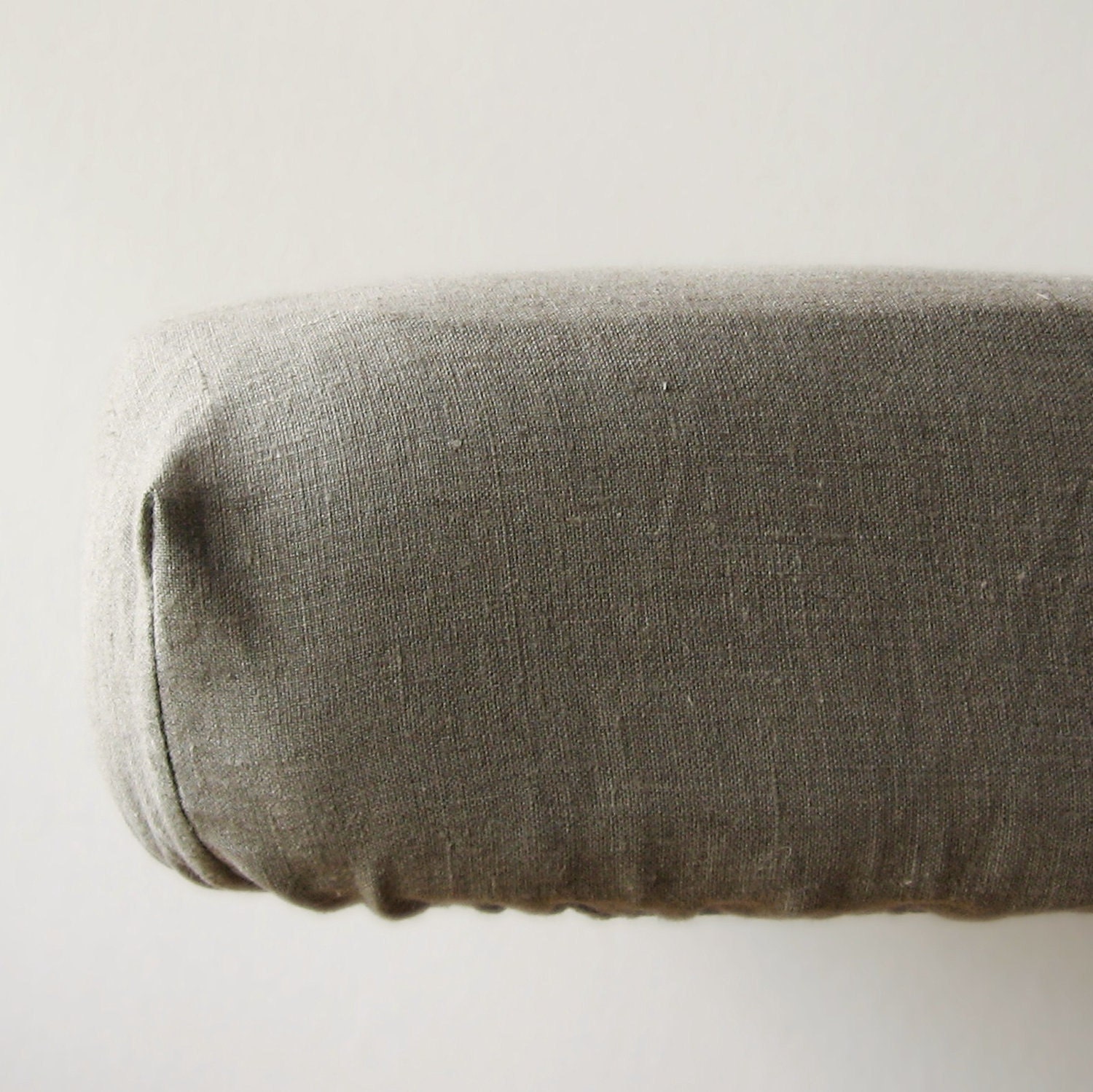 Fitted sheet crib size Tailor made by Lovely Home Idea in custom color natural linen fabric.