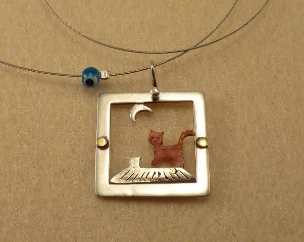 Cat pendant.Handmade sterling silver & copper statement jewelry.Birthday gift idea.Lightweight pendant.