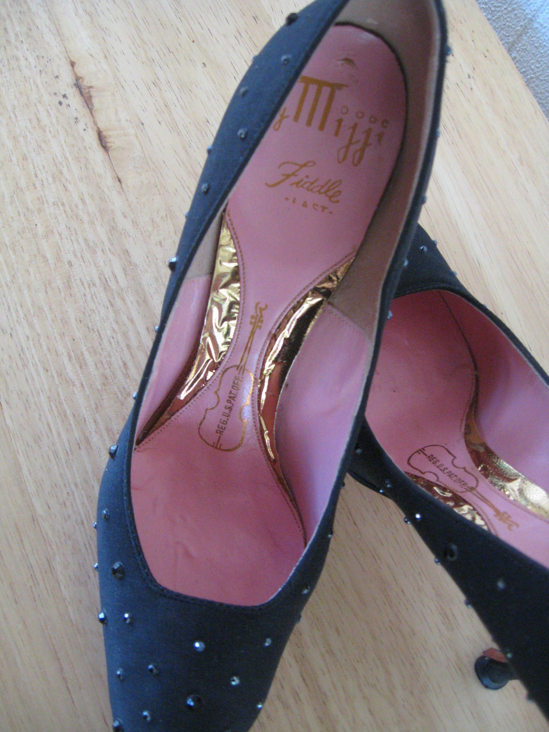 1950s Black Crystal Stilletto Pumps size 7 AAA by Miggi Fiddle Last