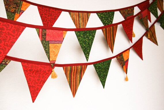 Holiday Garland, Christmas Party Decoration, Festive Fabric Bunting, Red Green Il_570xn