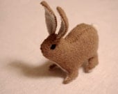 Felt Bunny (brown)