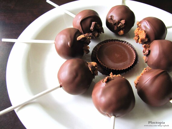 Cake Pops Reese's PEANUT BUTTER, Chocolate, Food, On a stick, Wedding Favor, Edibles,  1 Dozen (12) by Ploctopia